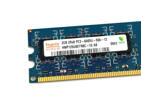 SK Hynix Pamięć DDR2 2 GB 800MHz 1,8V HMP125U6EFR8C-S6